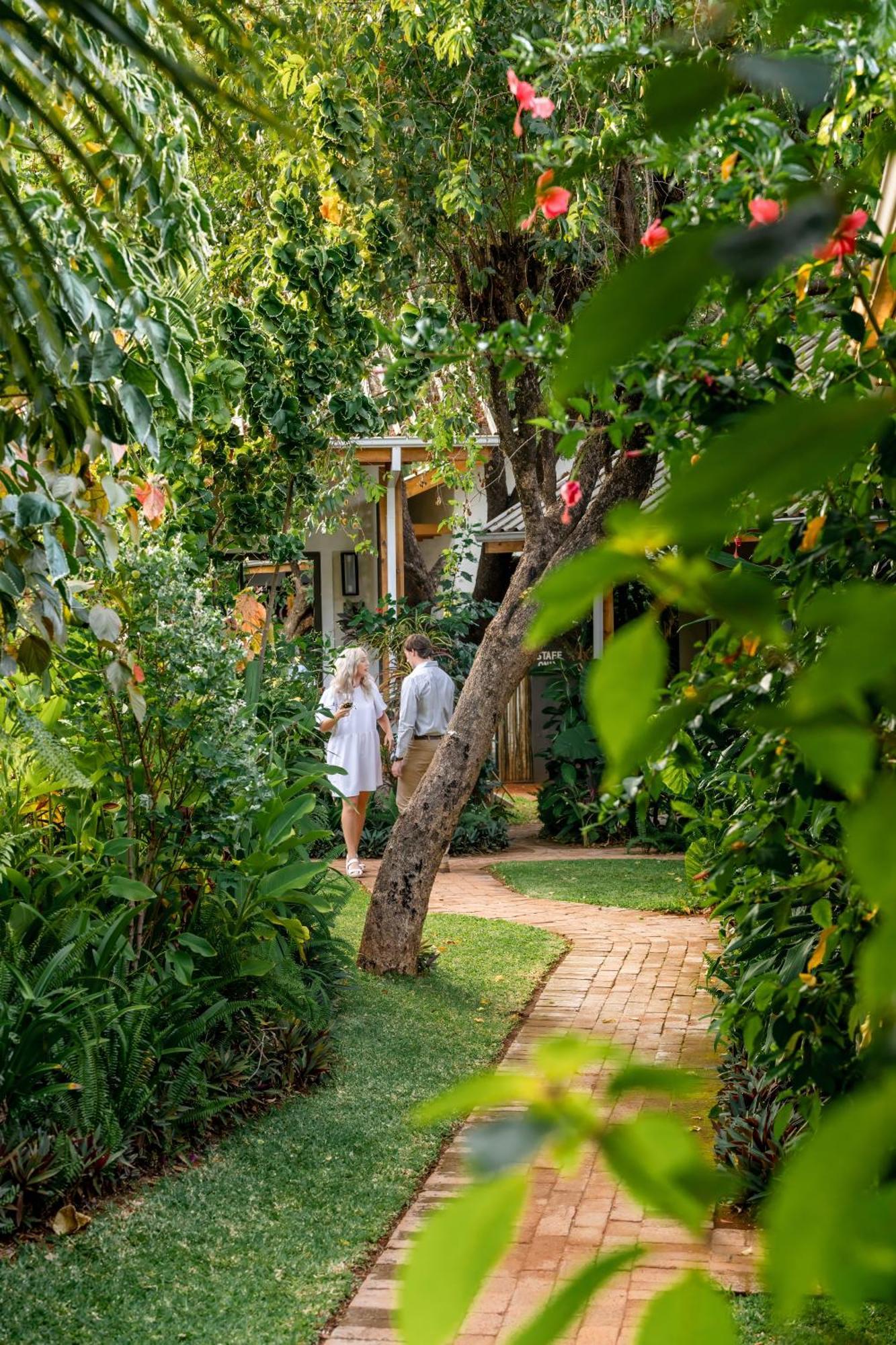 Hotel Shongwe Oasis Victoria Falls Exterior foto